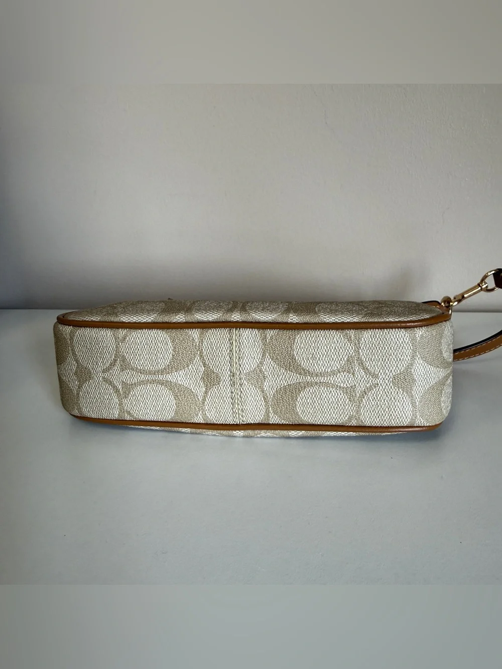 Coach C3308 SIG NLT 19 - Picture 6 of 9